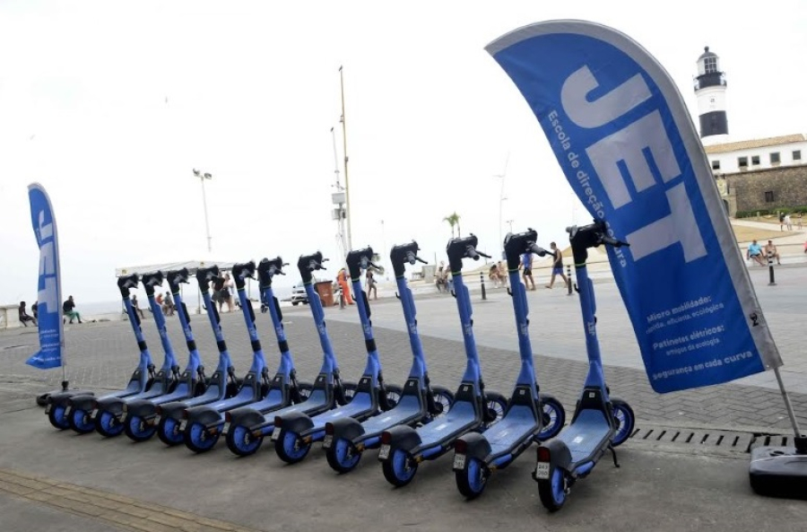 Salvador amplia rotas de patinetes elétricos em Itapuã, Stella Maris e Praia do Flamengo