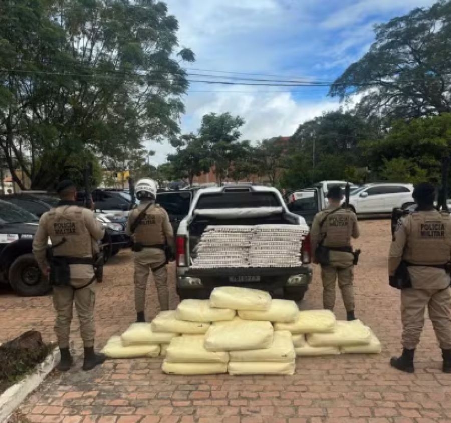 Material explosivo é apreendido em caminhonete na Bahia; suspeito transportava meia tonelada de nitrato de amônio
