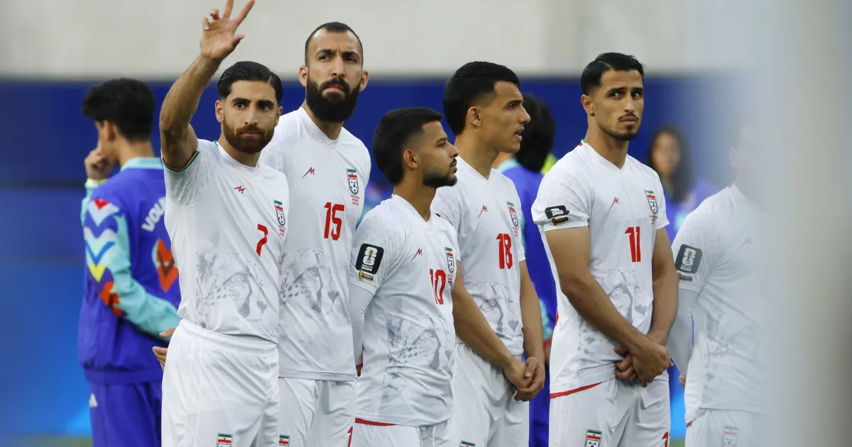 Seleção do Irã deixa recado à Los Angeles após empate com Bélgica na Copa